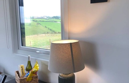 Ballycastle Apartment | Luxury Private Couples Glamping Cabin Pod with your own Hot Tub & BBQ