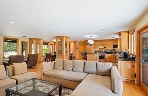 Healdsburg House | 𝑳𝒖𝒙𝒖𝒓𝒚 𝑷𝒓𝒊𝒗𝒂𝒕𝒆 𝑬𝒔𝒕𝒂𝒕𝒆 𝒂𝒕 𝒁𝒐𝒆𝒍𝒍𝒂 𝑽𝒊𝒏𝒆𝒚𝒂𝒓𝒅.𝑷𝑶𝑶𝑳&𝑺𝑷𝑨!𝑮𝑨𝑴𝑬𝑹𝑶𝑶𝑴!
