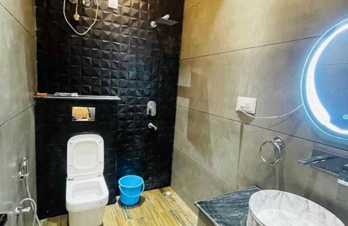 Gurugram Hotel | Luxury Private Farmhouse