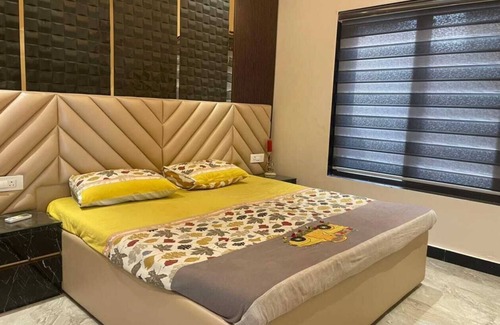 Gurugram Hotel | Luxury Private Farmhouse