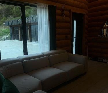 Borsa Ski Chalet | Luxury Residence 3