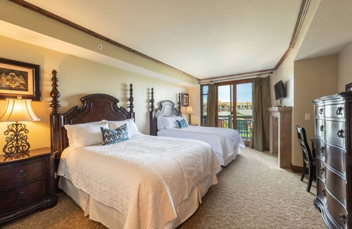 Park City Hotel | Luxury Resort Ski In Ski Out Hyatt Centric Residence Hotel Room Pool Gym Hot tub Restaurant More