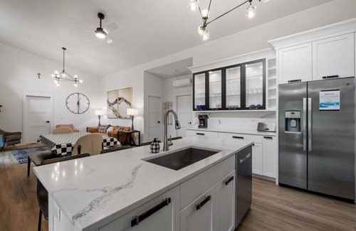 Thornton House | Luxury Retreat in the Mountains!