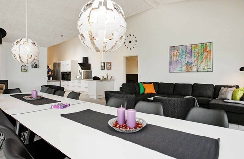 Reersø House | Luxury Retreat with Pool - By Traum Ferienwohnungen