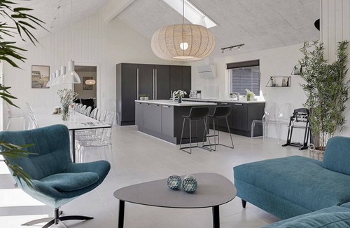 Stege House | Luxury Retreat with Pool - By Traum Ferienwohnungen