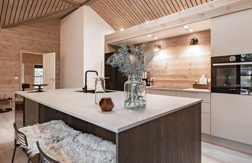 Hals House | Luxury Retreat with Spa - By Traum Ferienwohnungen