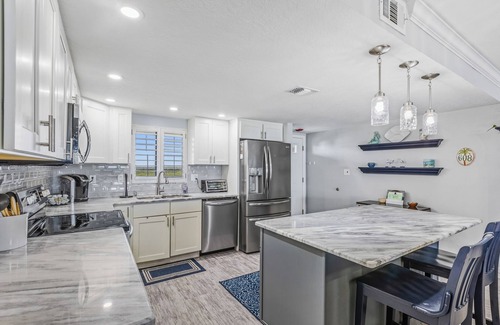 New Smyrna Beach Condo | Luxury Sandpiper 608/Family Friendly/2 Pools/2 Kiddie Pools/Car Free Beach