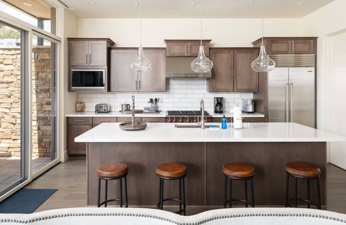 West Sedona Apartment | Luxury Sedona Townhome with Golf & Views, Pets