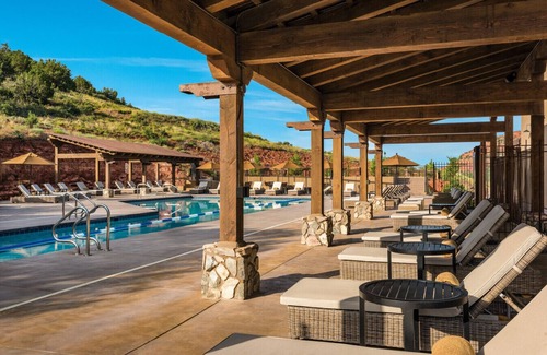 West Sedona Apartment | Luxury Sedona Townhome with Golf & Views, Pets