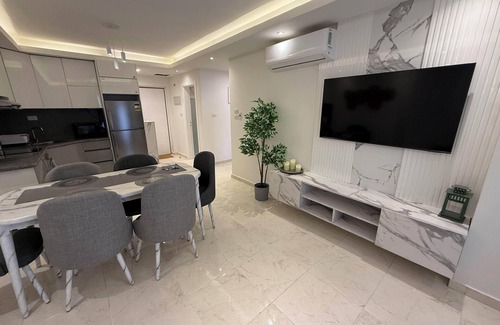 Al Ahyaa Apartment | Luxury Selena Bay Apartment- Private Beach, Kite School & 5 Pools!
