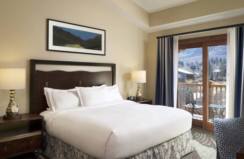 The Timbers Resort | LUXURY SKI-IN/OUT SUNRISE LODGE RETREAT+AMENITIES, 3BR