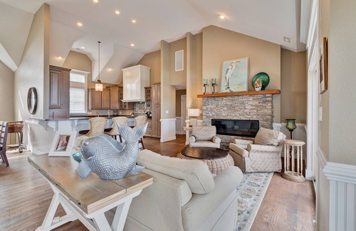 Southern Shores House | Luxury Southern Shores home with Private Pool, Hot Tub with Pool Bar, Game Room, and Theatre Room