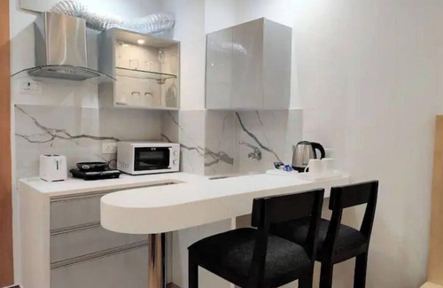 Jaipur Apartment | Luxury Studio Apartment with rooftop infinity pool