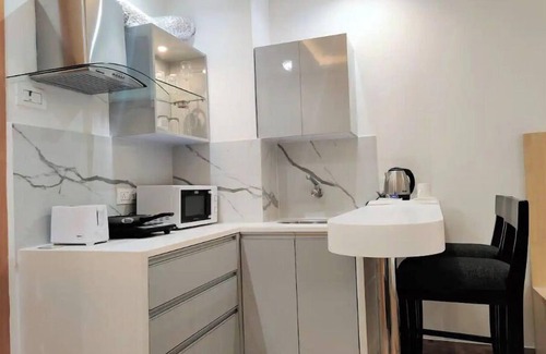 Jaipur Apartment | Luxury Studio Apartment with rooftop infinity pool