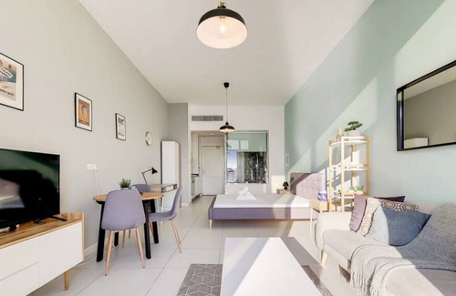 Jumeira 3 Apartment | LUXURY STUDIO| PALM VIEWS WEST| AMAZING SEA VIEW