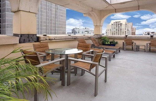 Union Square Condo | Luxury Studio | Prime San Francisco Spot
