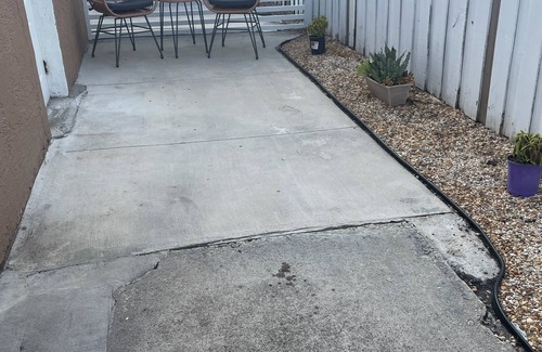 Miami Gardens Apartment | Luxury Studio with Private Entrance Near Hard Rock Stadium.