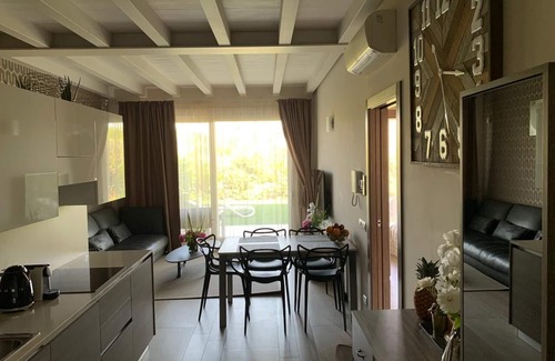 Colombare Apartment | Luxury Suite Sirmione