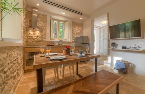 Corfu Town House | Luxury suites in Corfu town