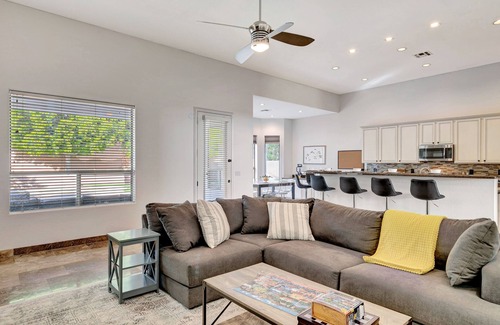 Arabian Crest House | LUXURY Sunny Days Scottsdale! Great Location+ NO FEE Heated Saltwater Pool!