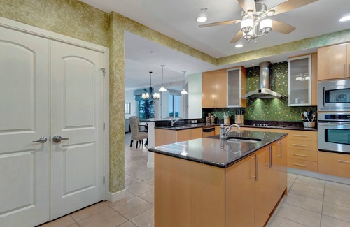 Daytona Beach Condo | LUXURY SUNSET VIEW CONDO