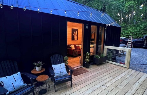 Murphy House | Luxury tiny home in the North Carolina Mountains