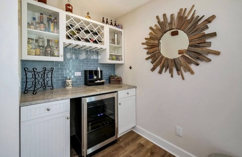 Jacksonville Beach House | Luxury Townhome Steps from Beach