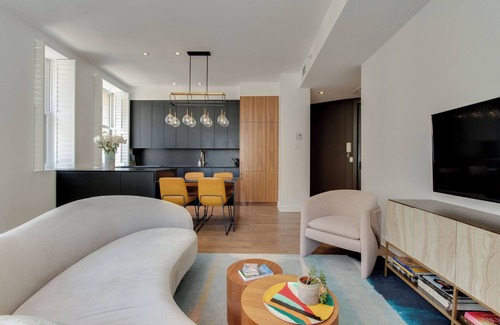 Old Montreal Apartment | Luxury two bedroom corner unit - Old Montreal - Parking Included