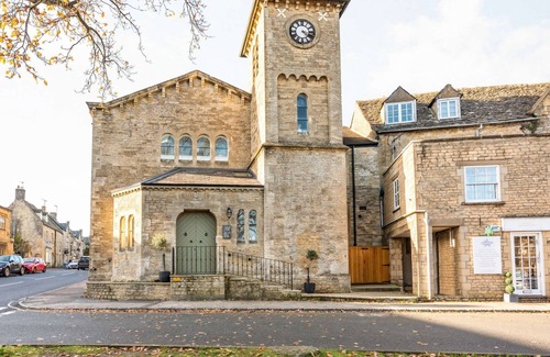 Stow-on-the-Wold Cottage | Luxury two bedroom Cotswold holiday home in Stow-on-the-Wold - The Chapel