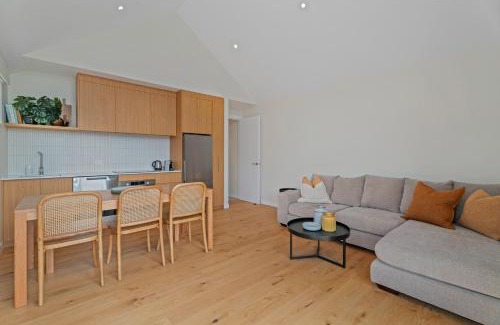 Jacks Point Apartment | Luxury Unit Located At Base Of The Iconic Remarkables