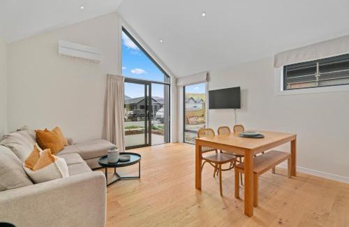 Jacks Point Apartment | Luxury Unit Located At Base Of The Iconic Remarkables