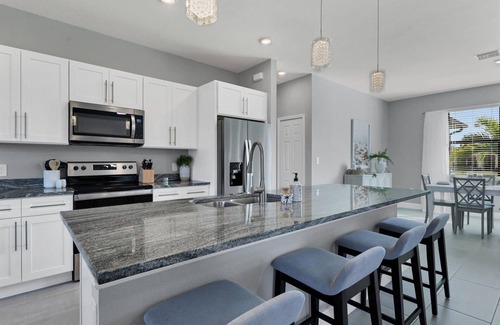 Punta Gorda House | 🥇 Luxury Vacation Home with Private Pool (CH1131)