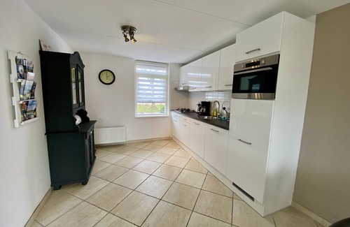 Medemblik House | Luxury vacation home with rowing boat and electric motor, free of charge for our guests.