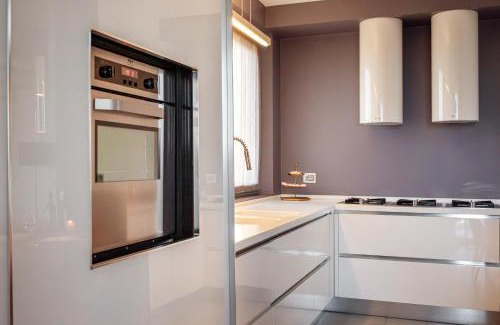 La Figurina Apartment | Luxury Villa Daisy