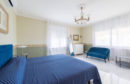 Sant Salvador Villa | "Luxury Villa 020" with Pool, Terrace & Wi-Fi