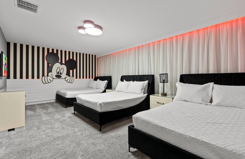 Four Corners Resort | Luxury Villa 9Bdrms Pool/Game Room-Champions Gate