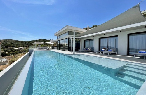 Lecci House | Luxury Villa Alba with panoramic sea view, 7 bedrooms Heated swimming pool