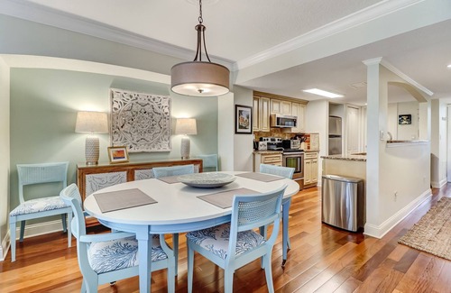 Fernandina Beach House | Luxury Villa | Beautiful Marsh Views | 3 Minute Drive to the Beach