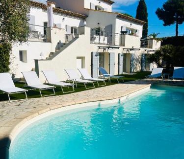 Riou - Petit Juas - Av de Grasse Villa | Luxury Villa Cannes,350 m2, 12 pers, 6 ch 6 sdb
