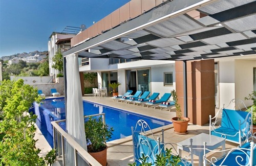 Kas Villa | Luxury Villa Near to City Center with Large Pool, Stunning View and Privacy