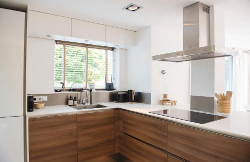 Vinkeveen Villa | Luxury villa on peaceful location. Boat optional