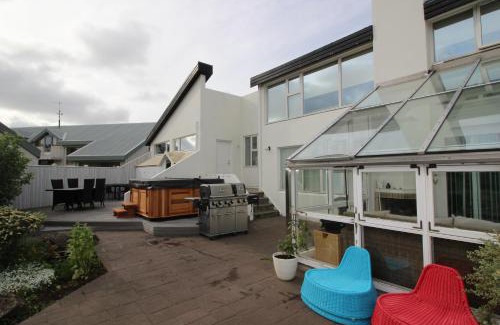 Reykjavik Villa | Luxury Villa Reykjavík