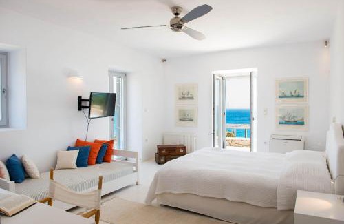 Paros Villa | Luxury Villa Seafront