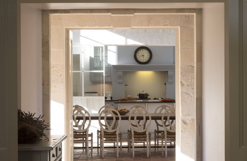 Angoulins House | Luxury Villa, sleeps 24, private pool & gardens, close to beaches & La Rochelle