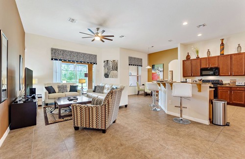 Watersong Villa | Luxury Villa, South West Facing Pool/Spa And Deck For All Day Sunshine!
