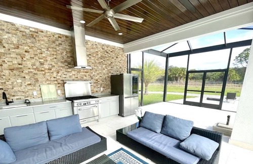 Rural Estates Villa | Luxury Villa The Naples Serenity Pool/spa
