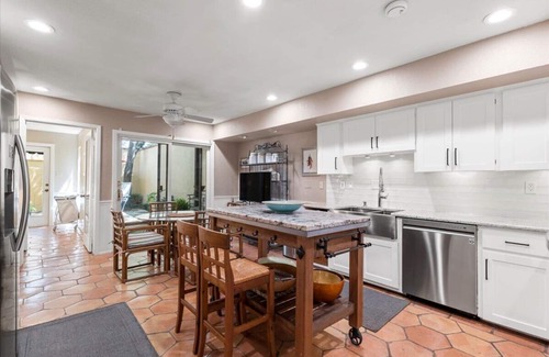 North San Antonio - SAT House | Luxury Villa townhouse