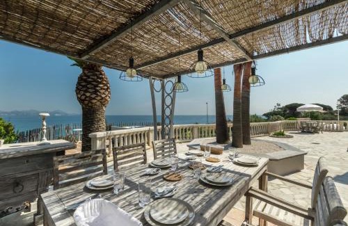 Les Issambres Villa | Luxury Villa with Jacuzzi in Les Issambres