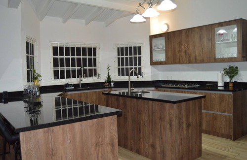 Willemstad Villa | Luxury Villa with private pool and tropical garden near Mambo & Cabana beach