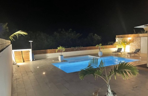 Sainte Marie Villa | Luxury villa with sea view, large pool and outdoor kitchen